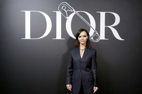 Christina Ricci – Dior Homme Menswear Show in Paris