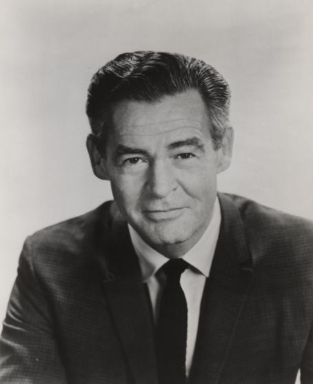 Next photo of Robert Ryan