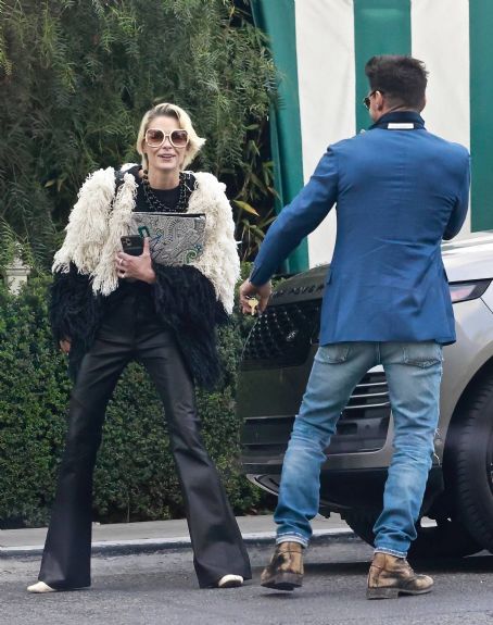 Jaime King – With Evan Ross out for a lunch at San Vicente Bungalows in West Hollywood