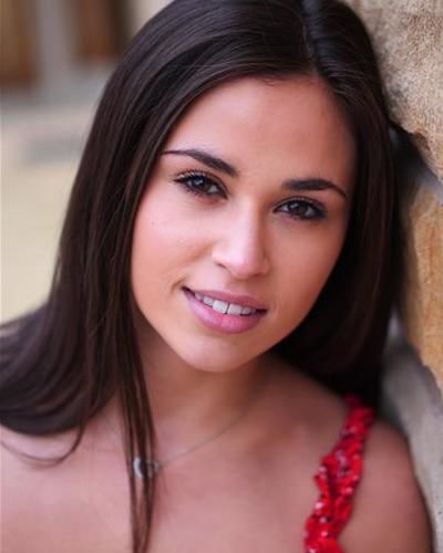 Bethannie Hare - FamousFix